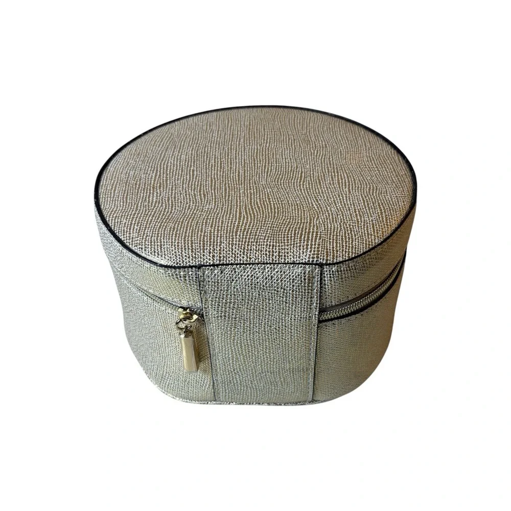Estee Lauder Re-Nutriv Cosmetics Toiletries Makeup Travel Bag Gold Metallic